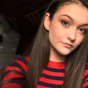 Meet your Posher, Jewell